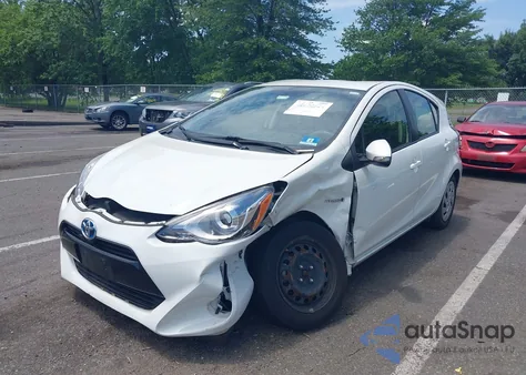 2016 Toyota Prius C из США, поврежденный, VIN JTDKDTB30G1590050